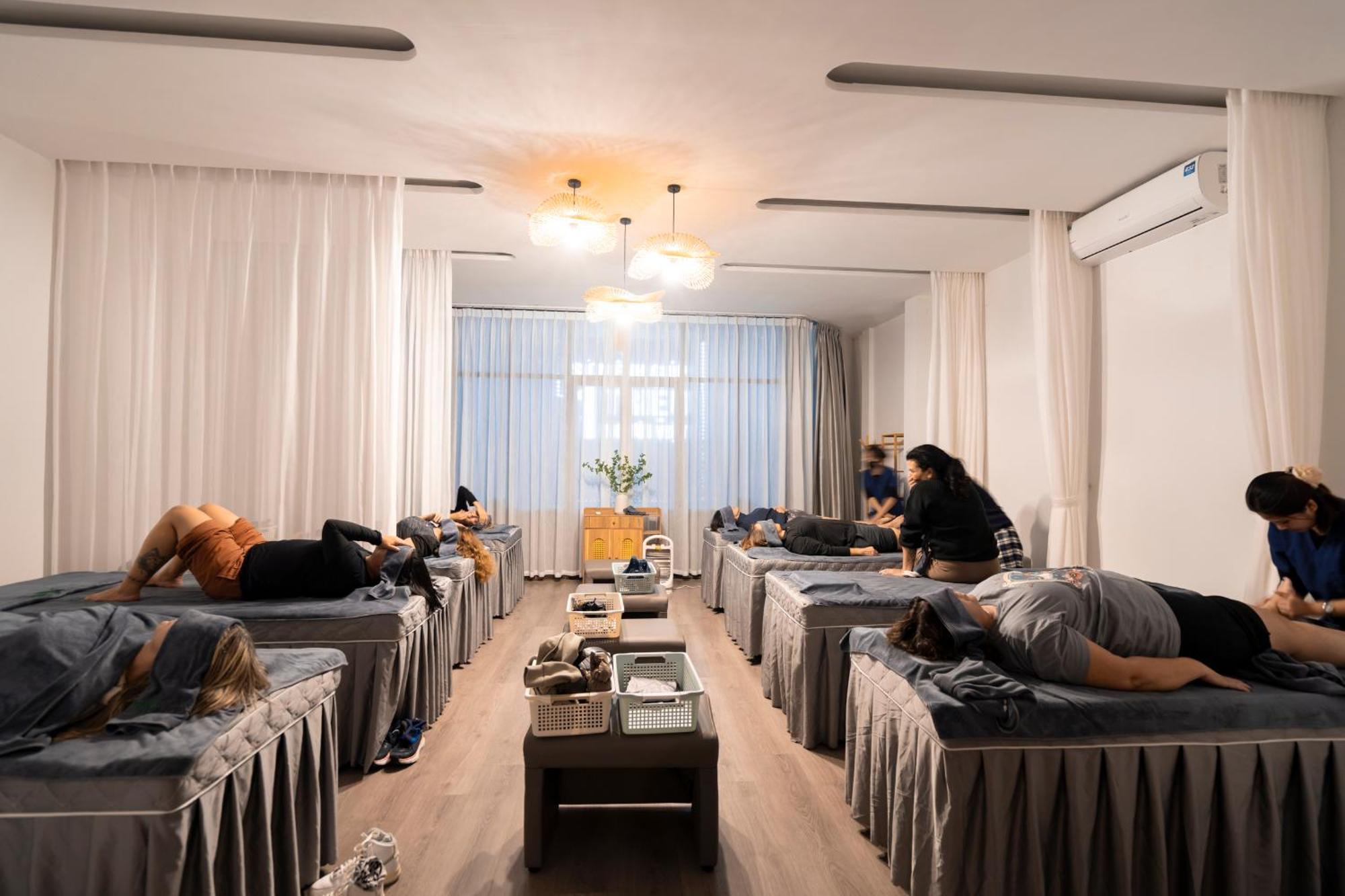 Minasi Premium Hotel Hanoi Exterior photo