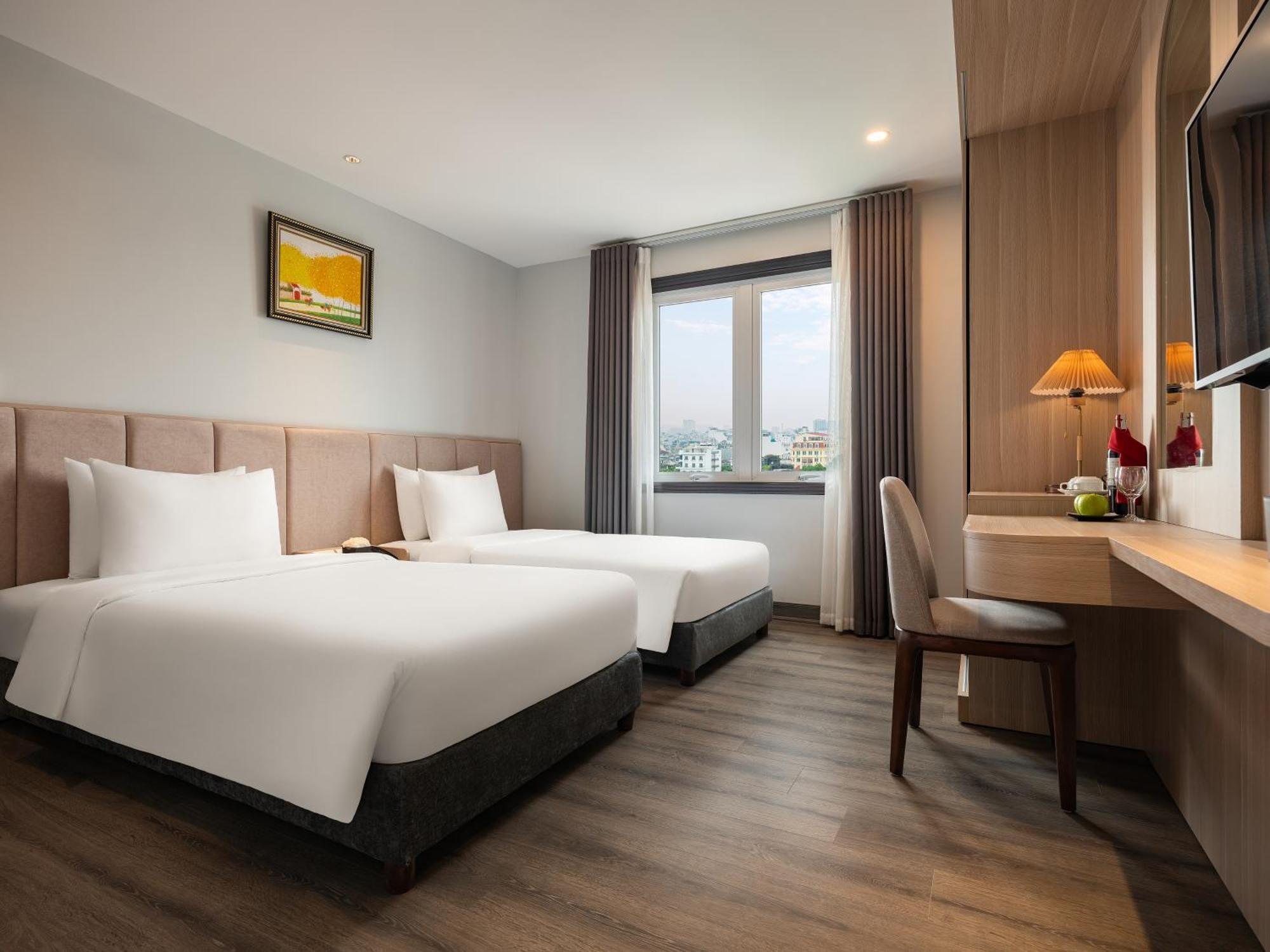 Minasi Premium Hotel Hanoi Exterior photo